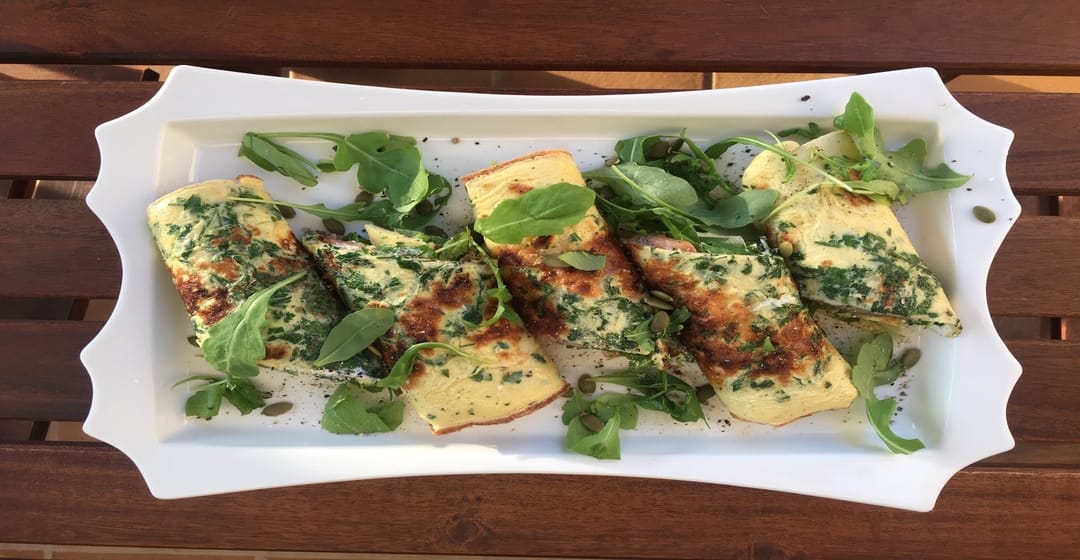 Rucola-Lachs Omelette-Wraps